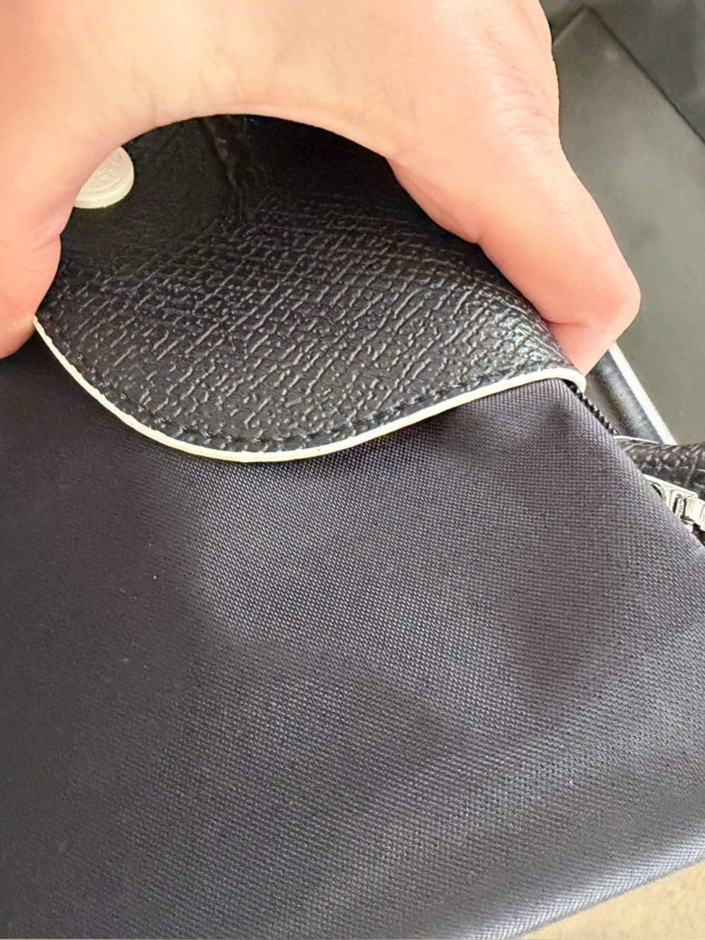 Longchamps Large Black Women's Tote Bag - Picture 9 of 16